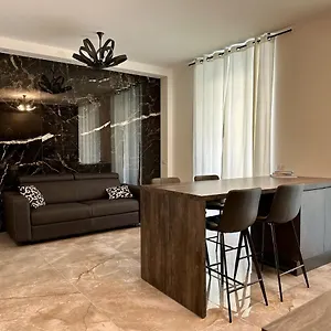 https://magicplace-appartamento-elegante-nel-cuore-di-bergamo.it-lombardy.com